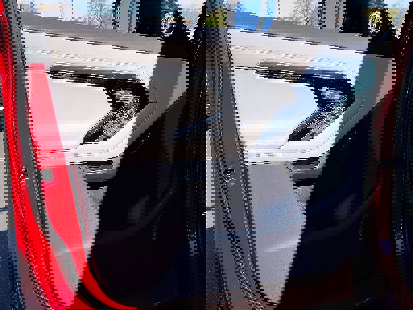 Used 2020 Land Rover Range Rover Evoque SE image 24