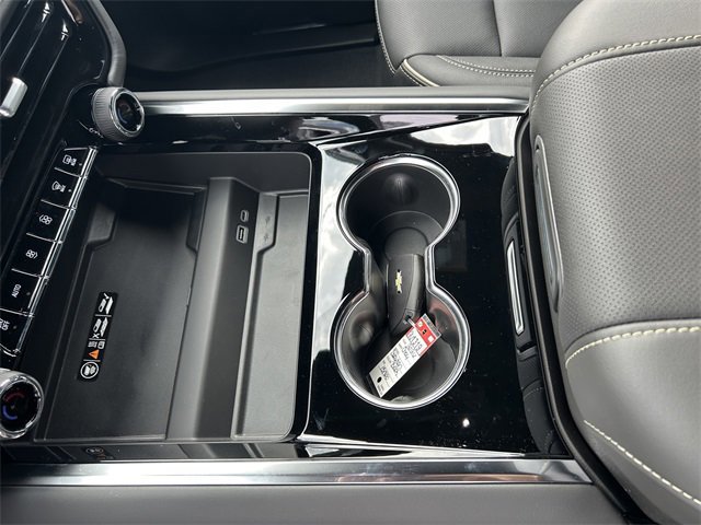 New 2026 Chevrolet Suburban Premier image 33