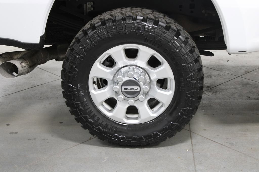 Used 2023 Ford F350 XLT w/ 360-Degree Camera Package image 17