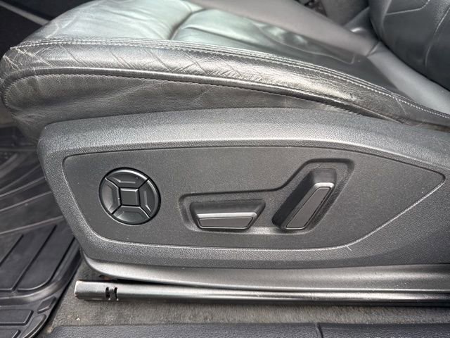 Used 2020 Audi Q3 2.0T Premium image 13