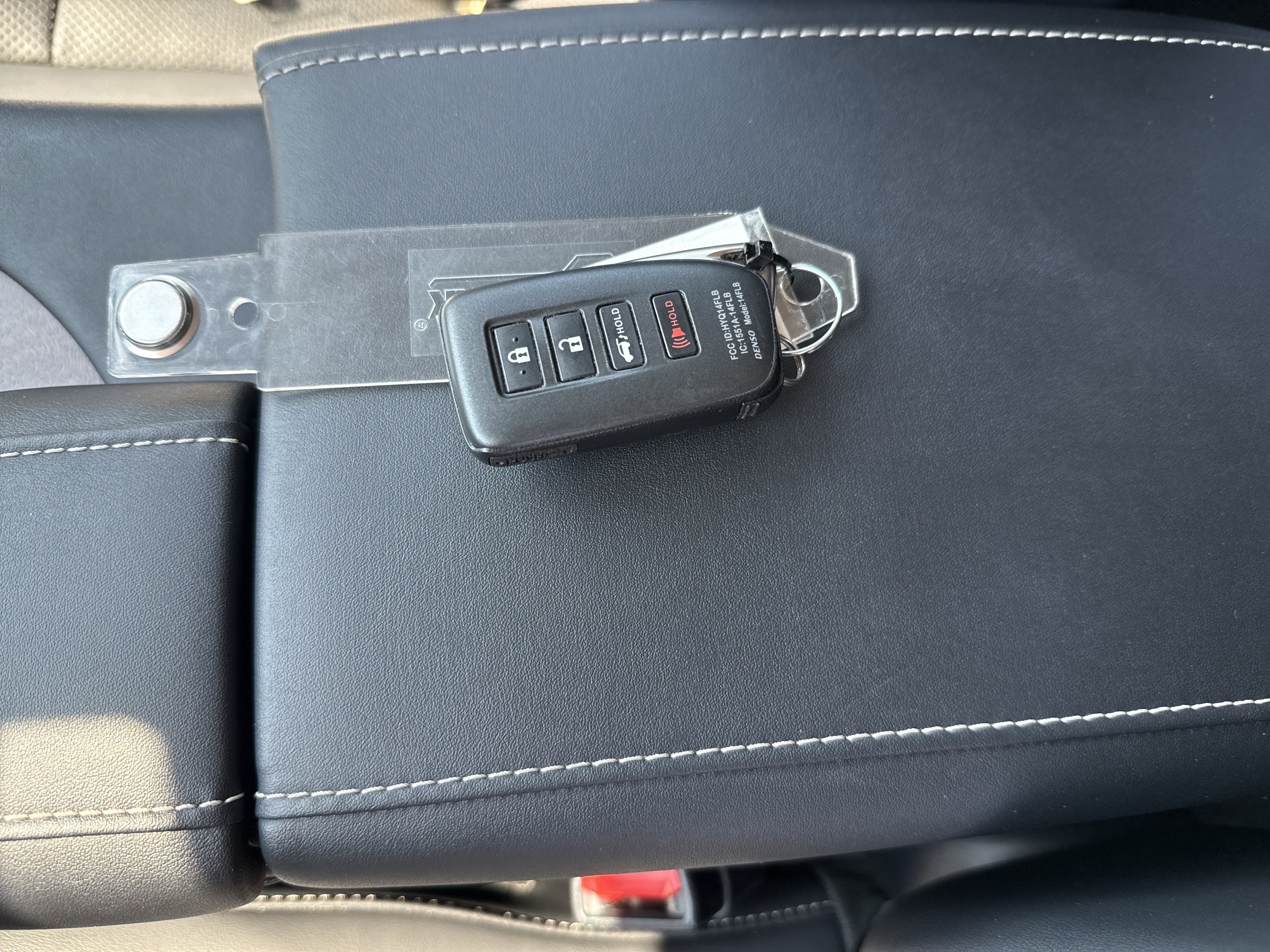 Used 2022 Lexus RX 350L FWD w/ Premium Package image 35