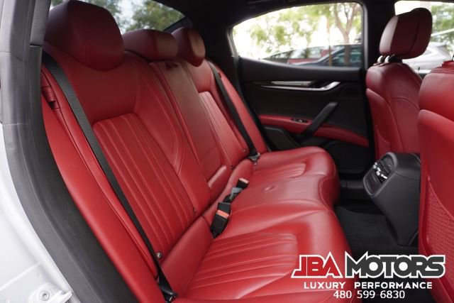 Used 2015 Maserati Ghibli RWD image 91