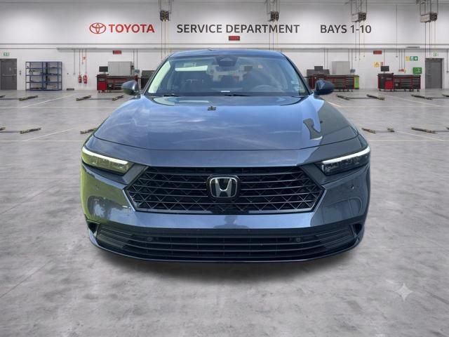 Used 2024 Honda Accord EX-L image 3