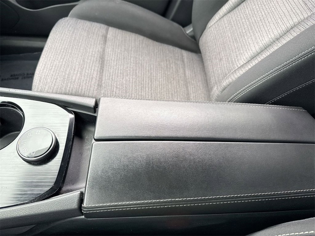 Used 2022 Nissan Rogue SV image 20