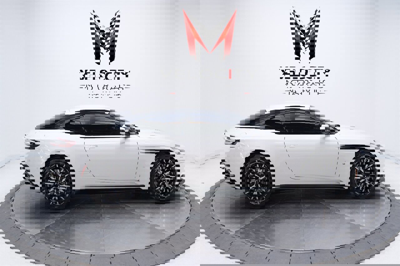 Used 2018 Aston Martin DB11 V12 image 13