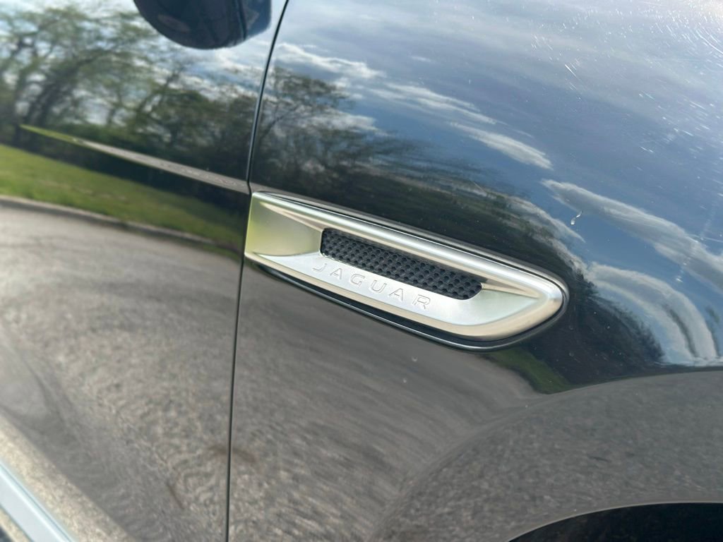 Used 2020 Jaguar F-PACE S AWD/4WD image 12