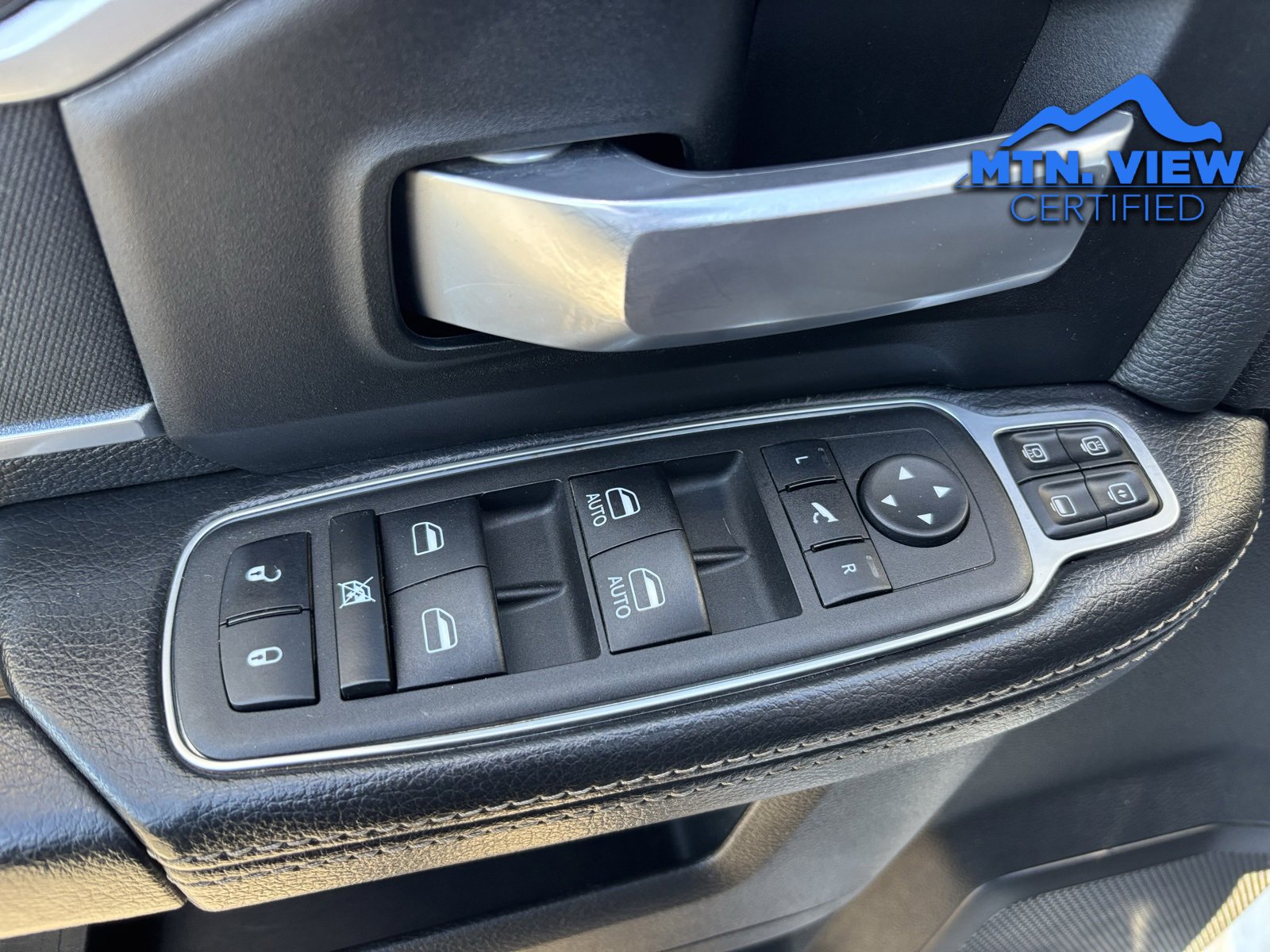 Used 2024 RAM 2500 Big Horn w/ Off Road Package image 17