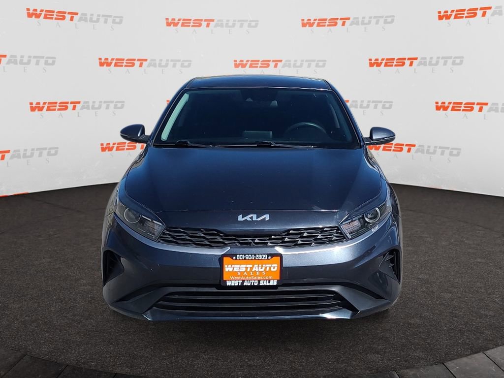 Used 2022 Kia Forte LXS w/ LXS Technology Package FWD image 8