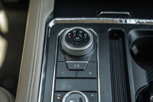 Used 2022 Ford Expedition XLT image 35