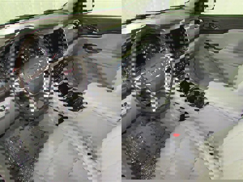 Used 2023 GMC Acadia SLT image 42