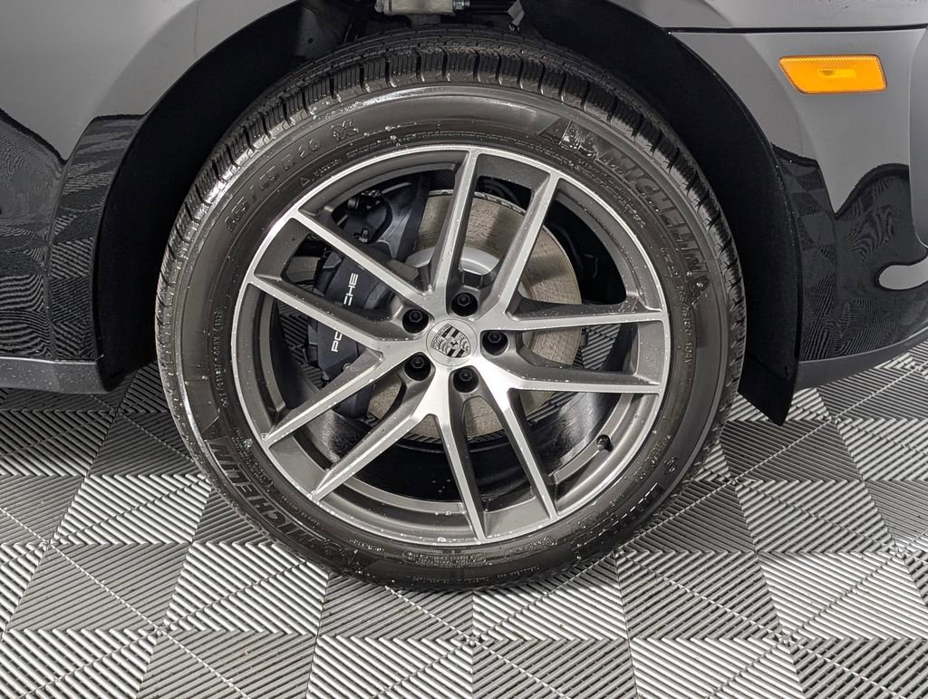 New 2026 Porsche Macan image 18