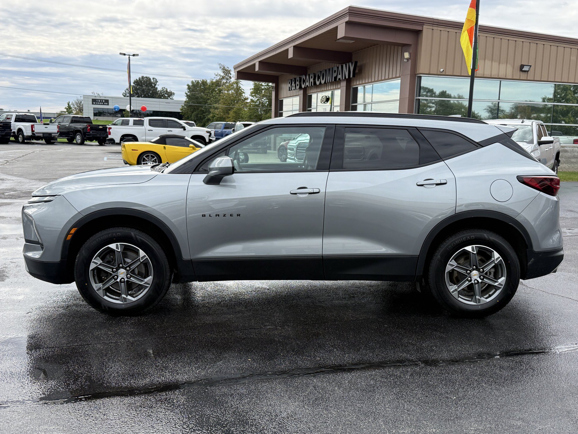 Used 2024 Chevrolet Blazer LT w/ Convenience Package FWD image 5