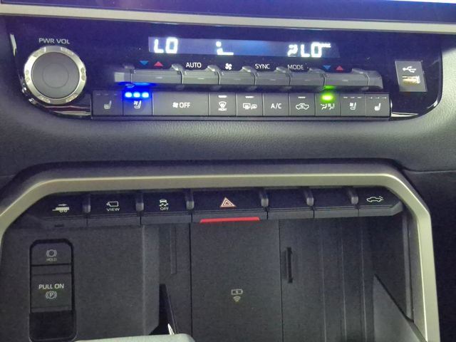 New 2026 Toyota Tundra Limited AWD/4WD image 21