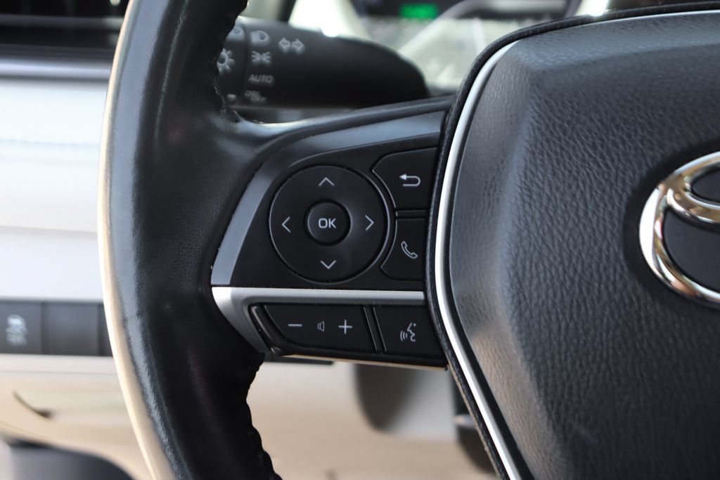 Used 2023 Toyota Camry XLE FWD image 22