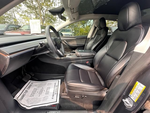 Used 2023 Tesla Model Y Long Range AWD/4WD image 22