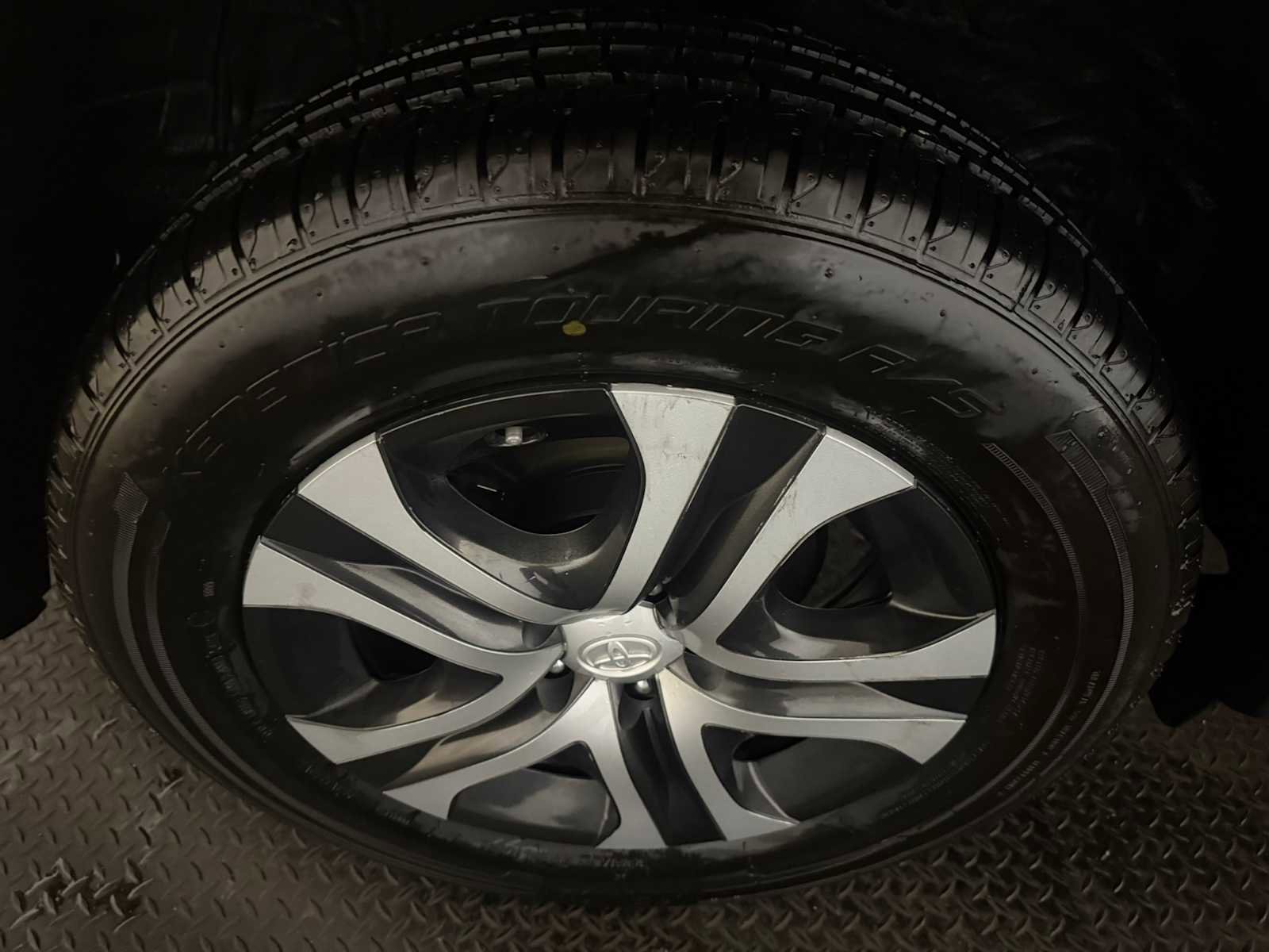 Used 2018 Toyota RAV4 LE w/ All Weather Liner Package image 13