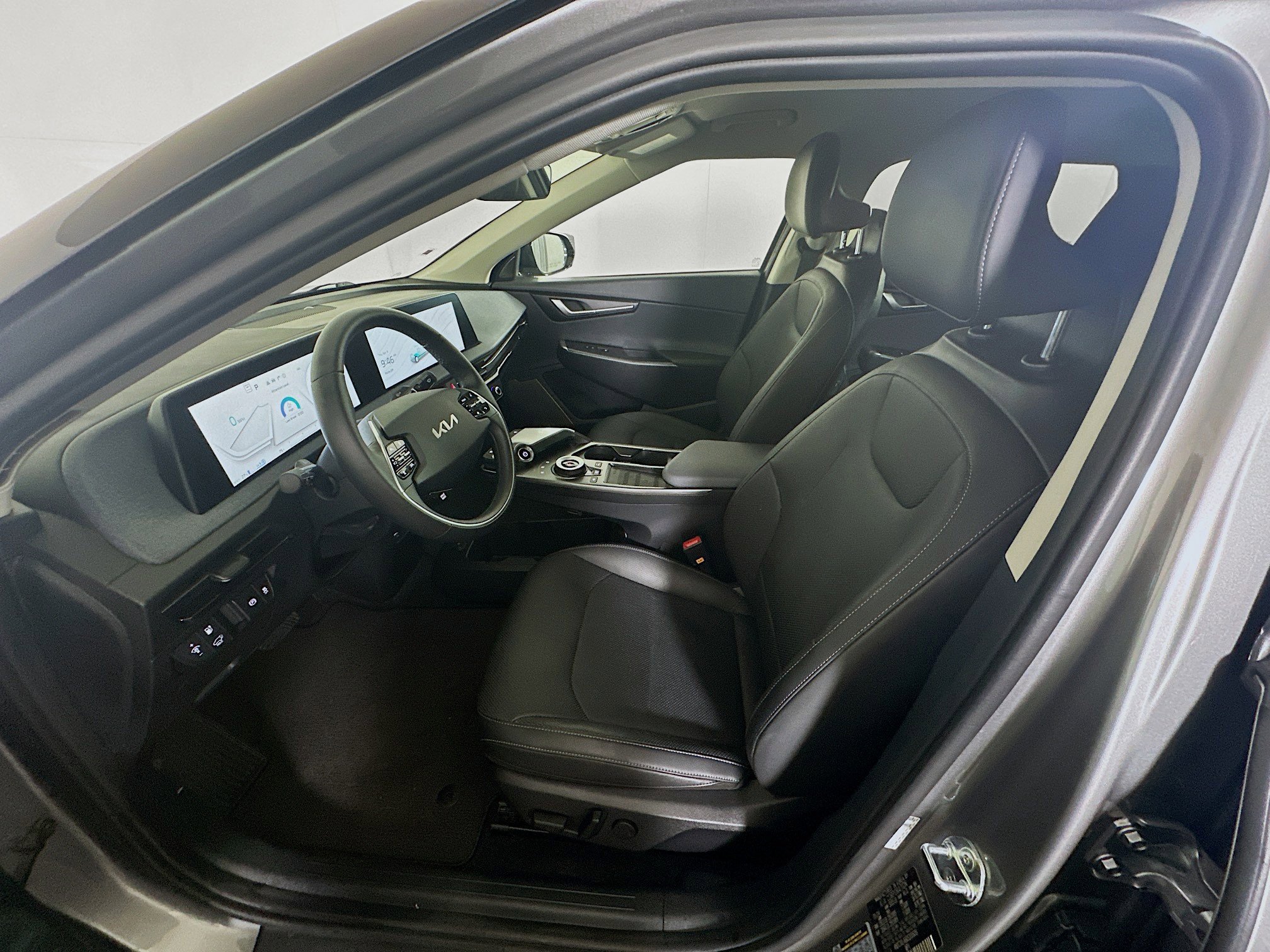 Used 2024 Kia EV6 Wind image 13