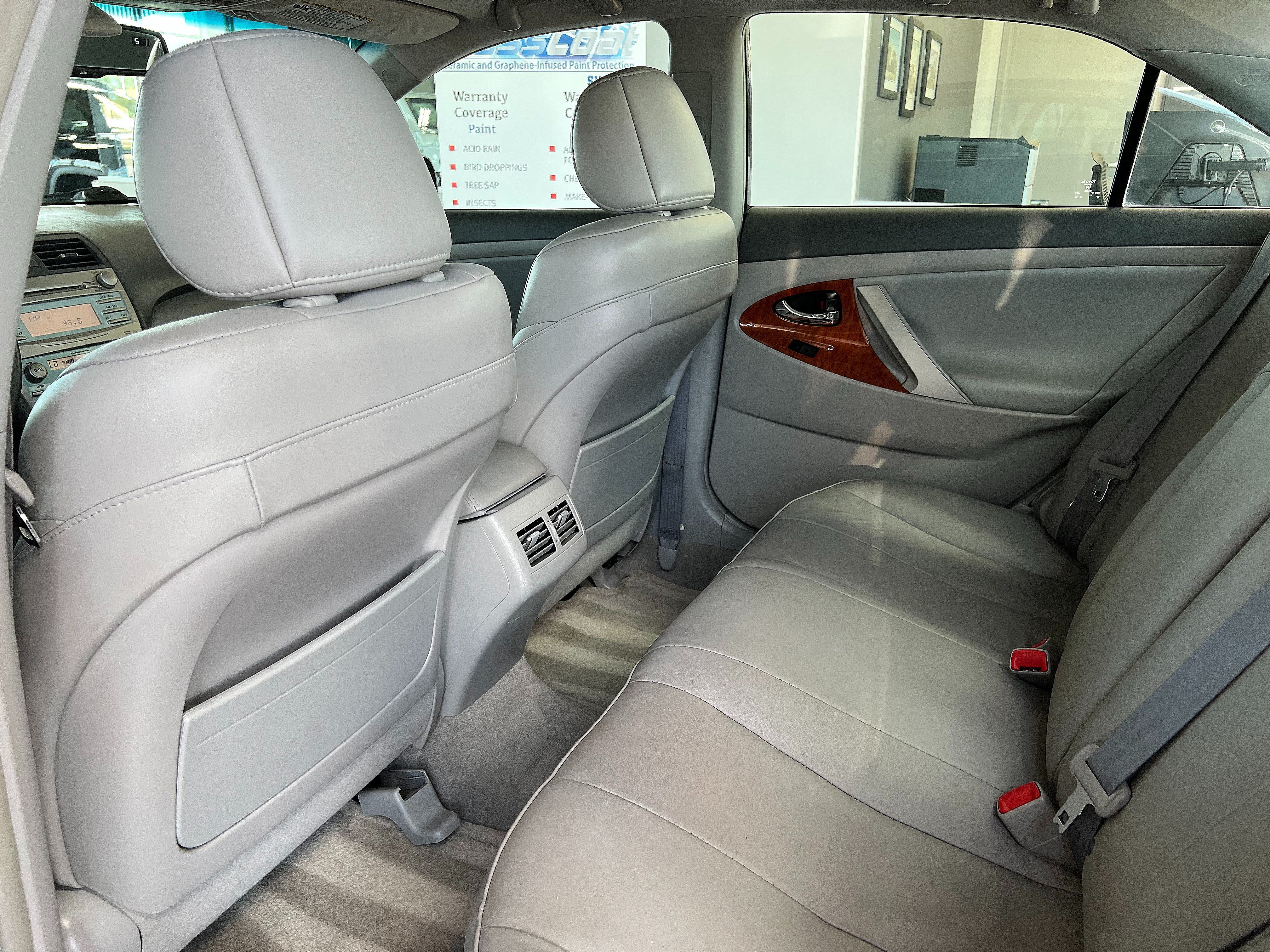 Used 2009 Toyota Camry XLE FWD image 18