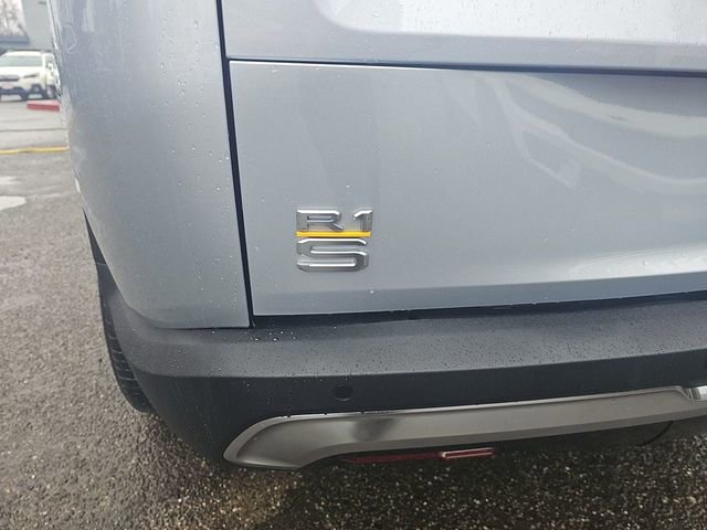 Used 2024 Rivian R1S Adventure image 25