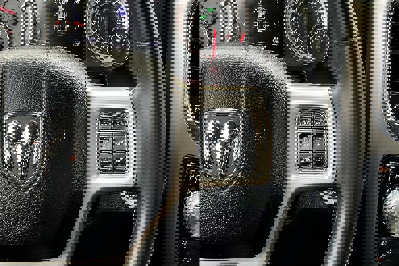 Used 2016 RAM 1500 Laramie w/ Convenience Group image 26