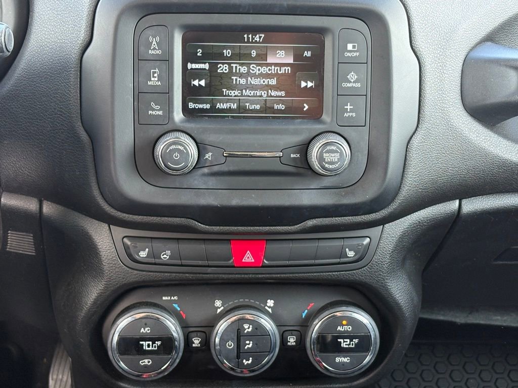 Used 2016 Jeep Renegade Trailhawk w/ Premium Trailhawk Package image 34