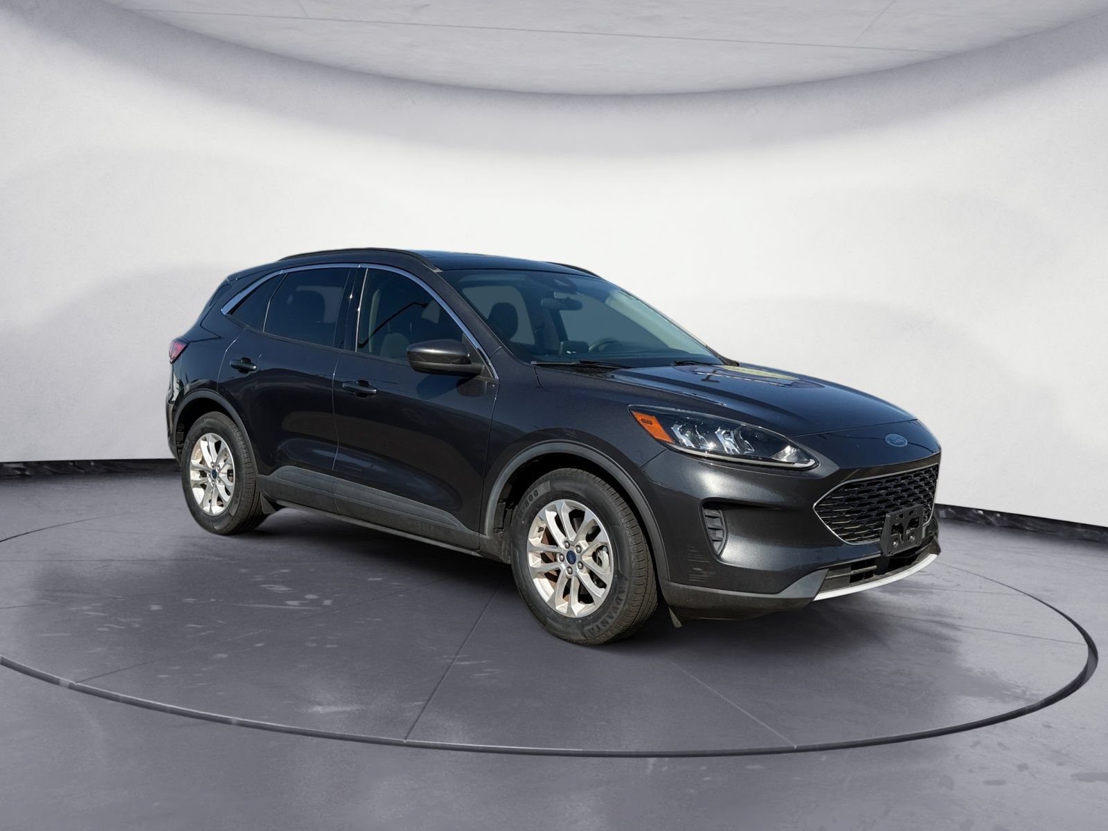 Used 2020 Ford Escape SE FWD image 7