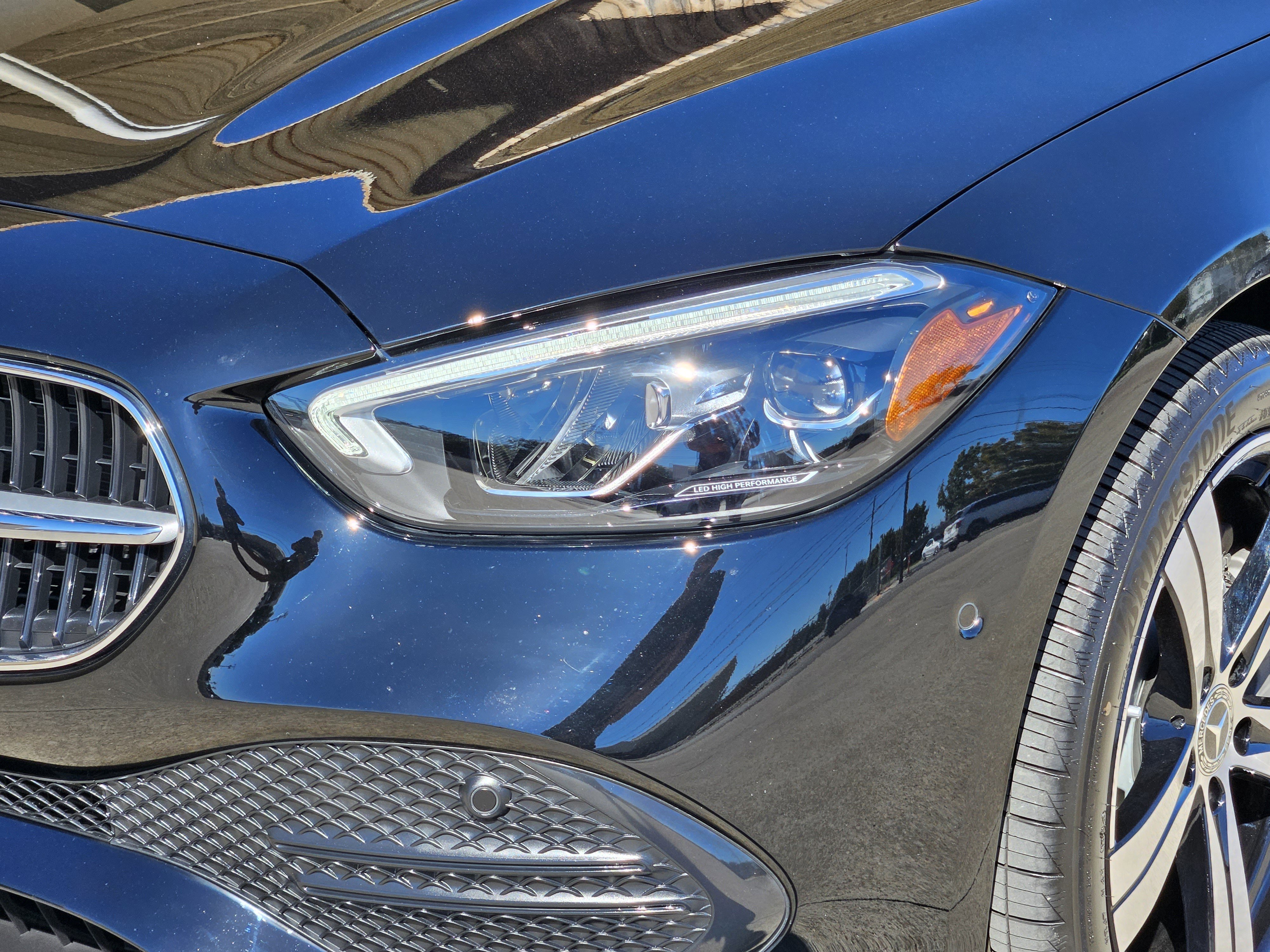 Certified 2025 Mercedes-Benz C 300 Sedan image 9