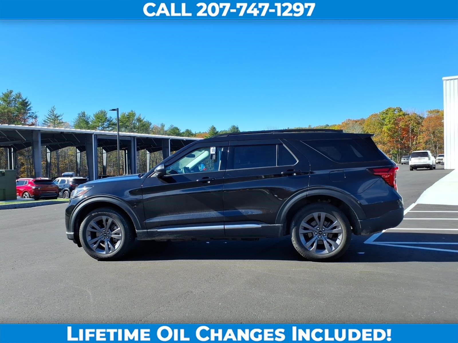 Used 2025 Ford Explorer Active w/ Active Comfort Package AWD/4WD image 7