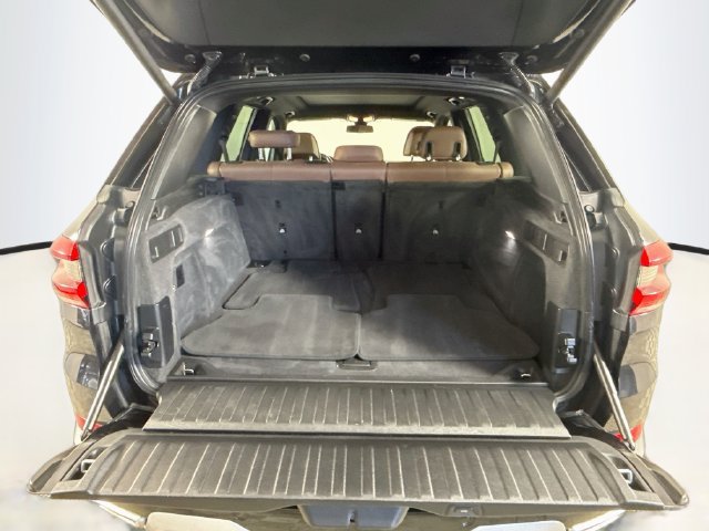 Used 2020 BMW X5 sDrive40i w/ Luxury Seating Package RWD image 34
