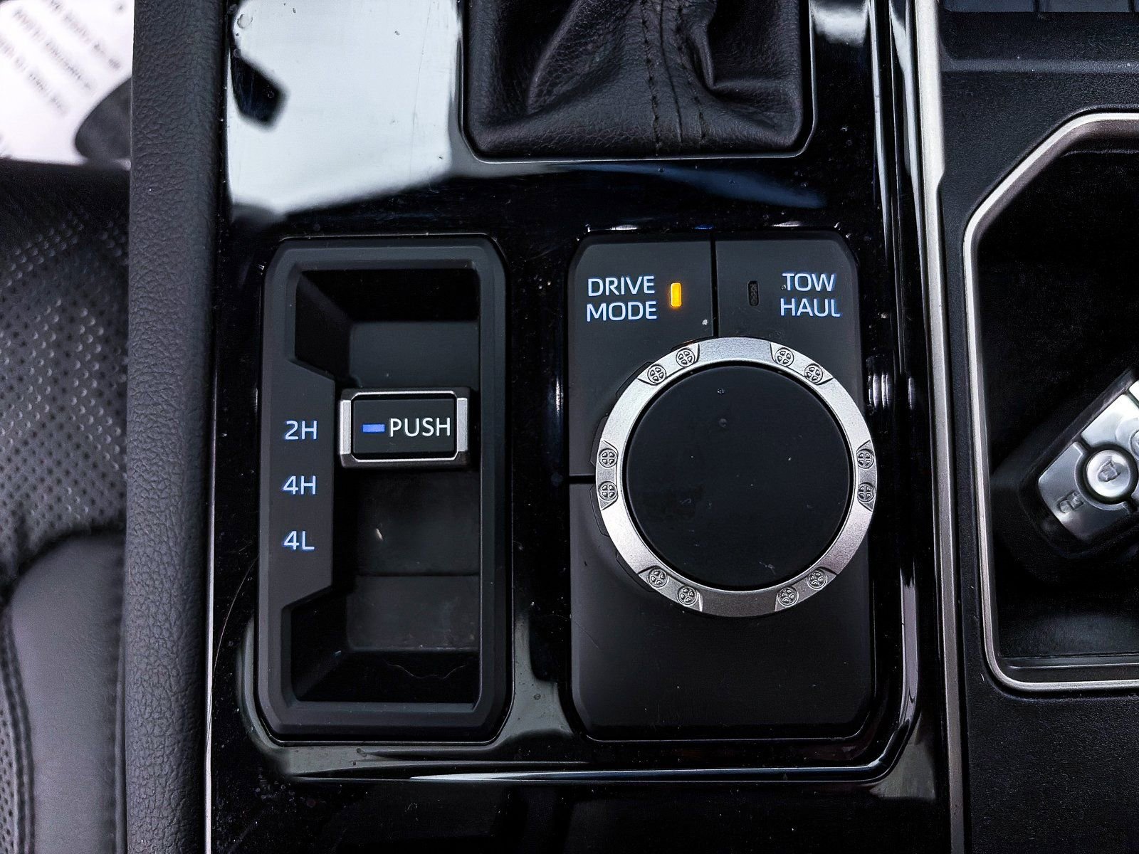 Used 2024 Toyota Tundra Limited image 27