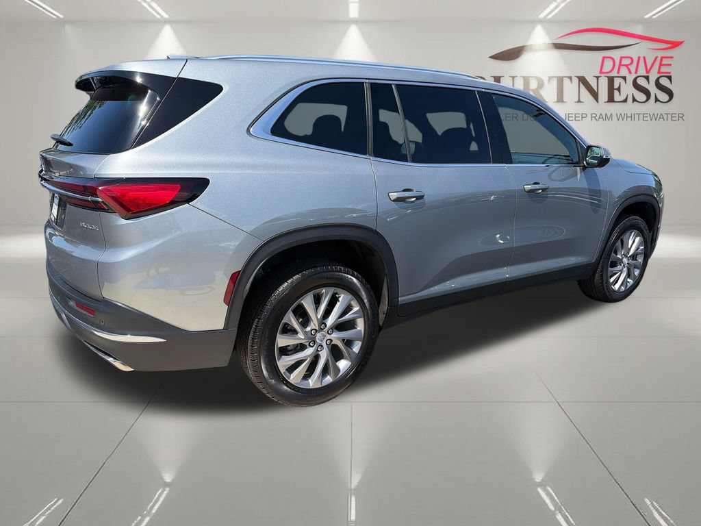 Certified 2025 Buick Enclave Preferred FWD image 10