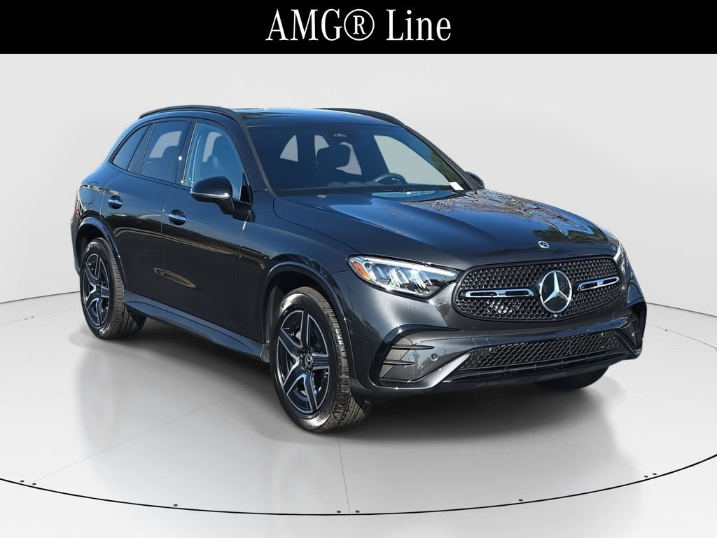 Used 2026 Mercedes-Benz GLC 300 image 3