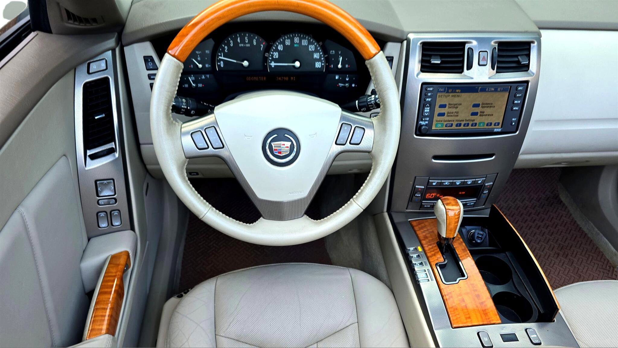 Used 2004 Cadillac XLR image 28