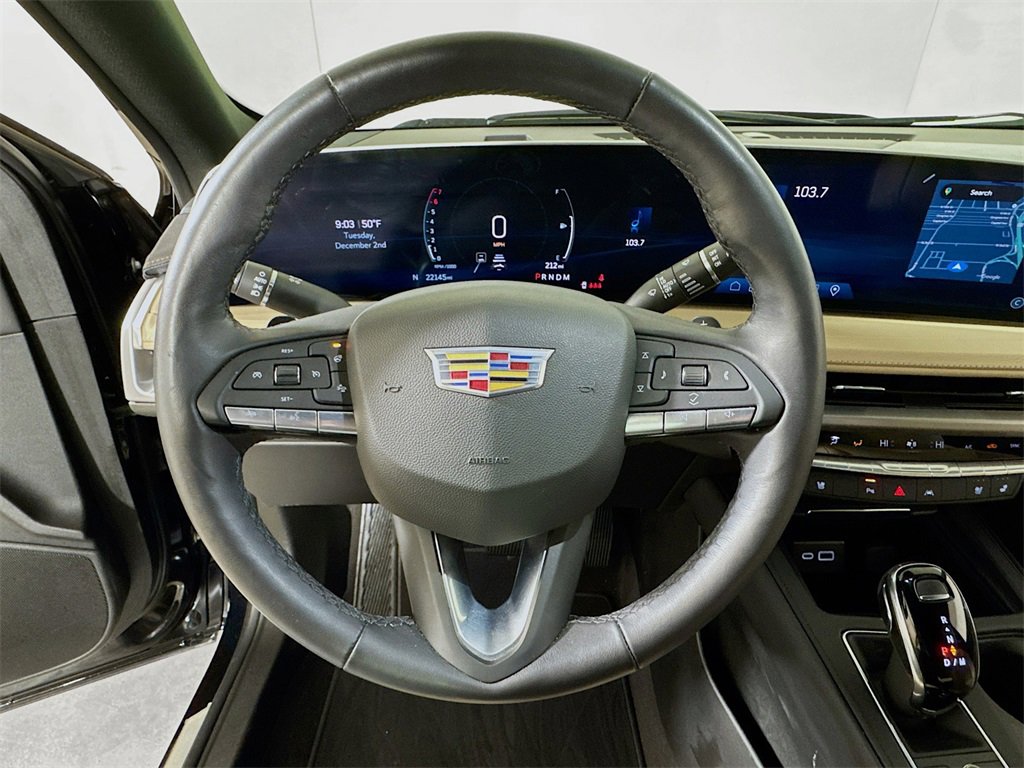 Certified 2025 Cadillac XT4 Premium Luxury image 9