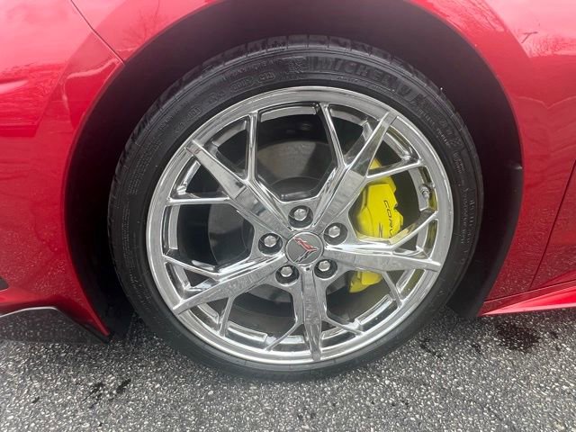 Used 2021 Chevrolet Corvette Stingray Premium Conv w/ Z51 Performance Package RWD image 29