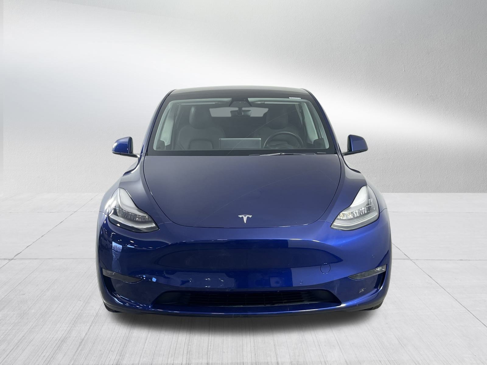 Used 2021 Tesla Model Y Long Range video 2