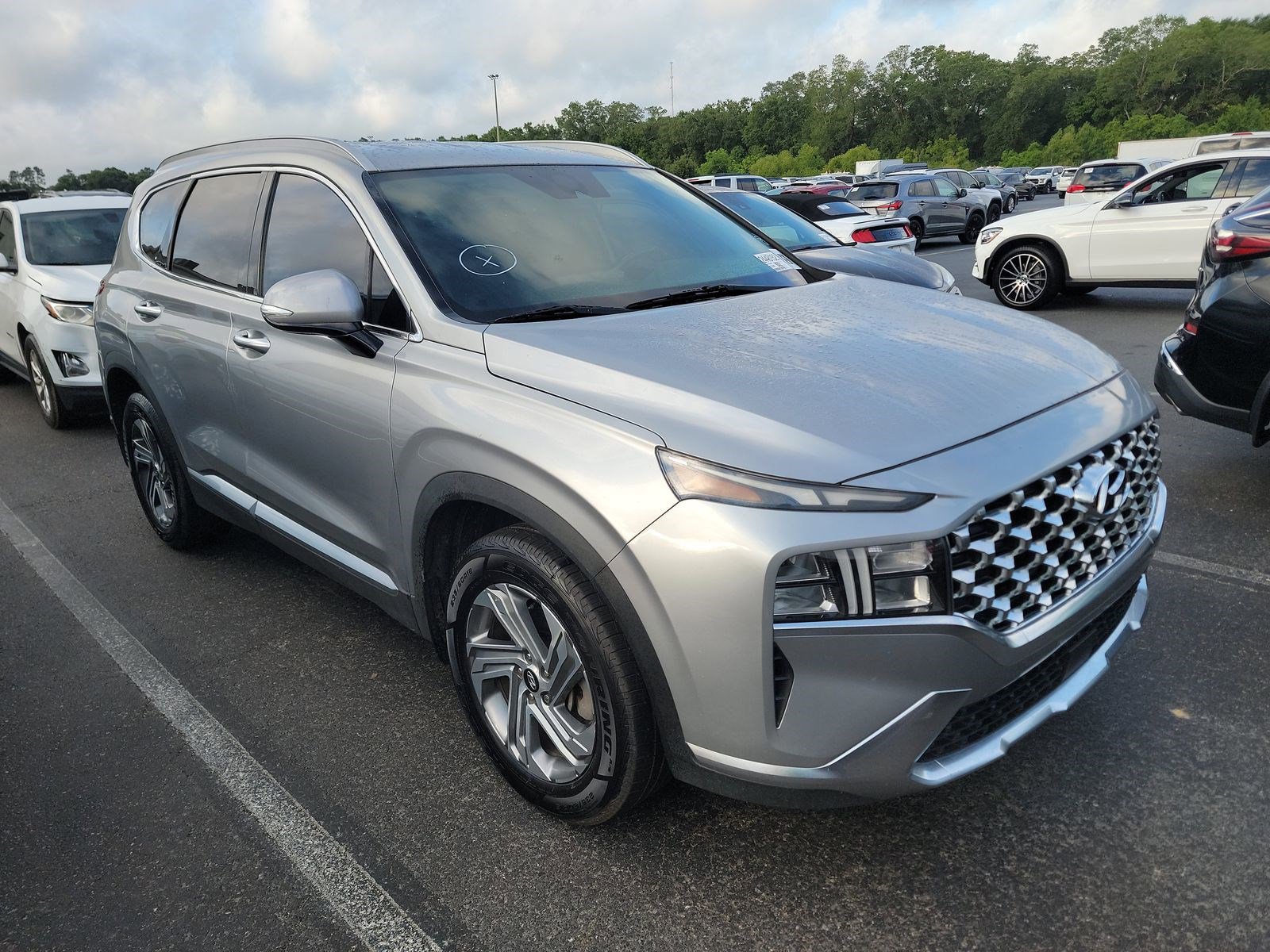 Used 2021 Hyundai Santa Fe SEL w/ Convenience Package FWD image 4