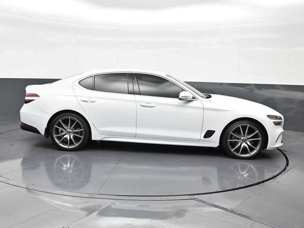 Used 2023 Genesis G70 2.0T RWD image 7