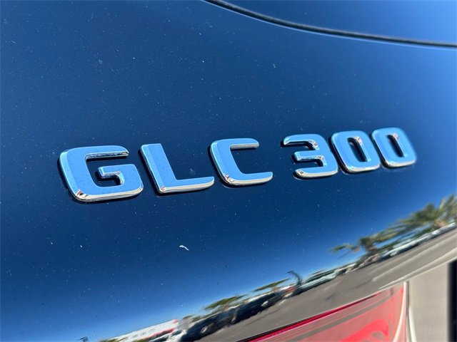 Used 2022 Mercedes-Benz GLC 300 w/ Premium Package Lite image 12