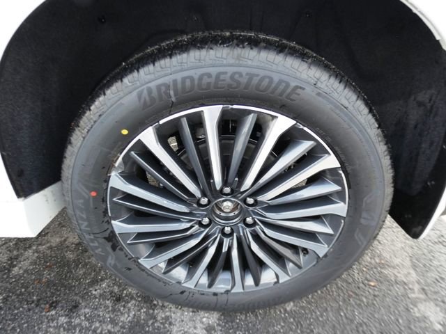 New 2026 Nissan Armada Platinum Reserve image 9