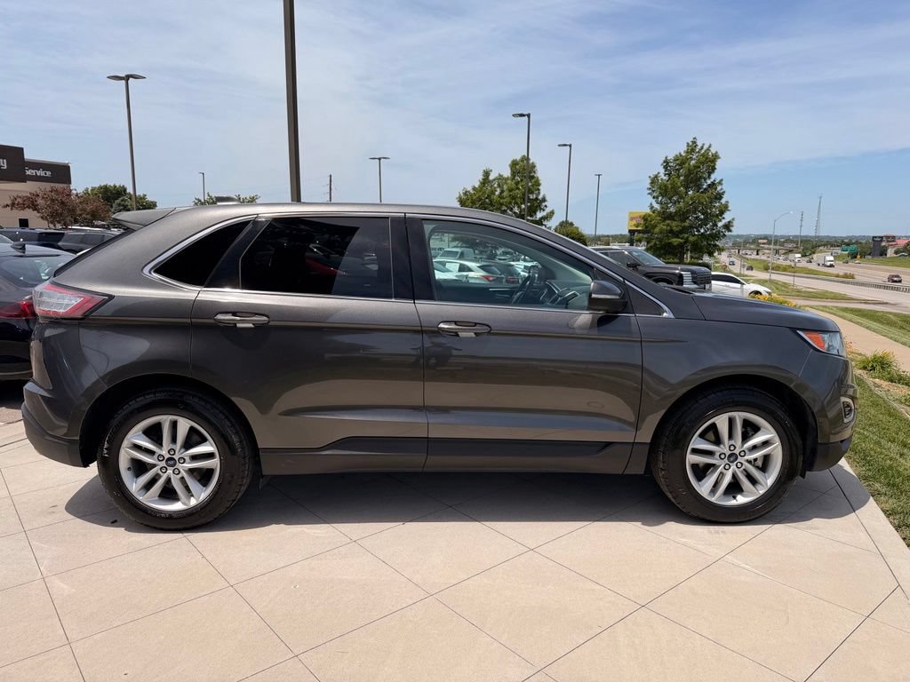Used 2015 Ford Edge SEL FWD image 9