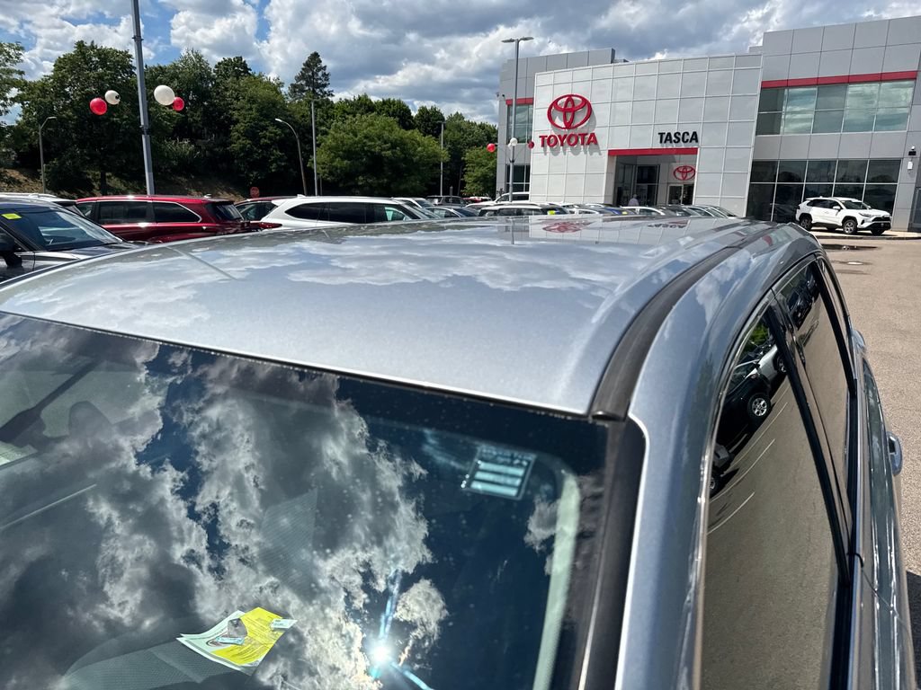 Used 2016 Toyota Highlander LE AWD/4WD image 48
