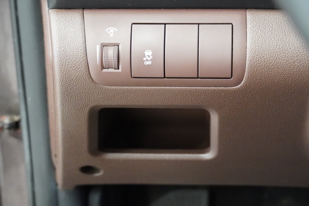 Used 2010 Kia Forte EX FWD image 23