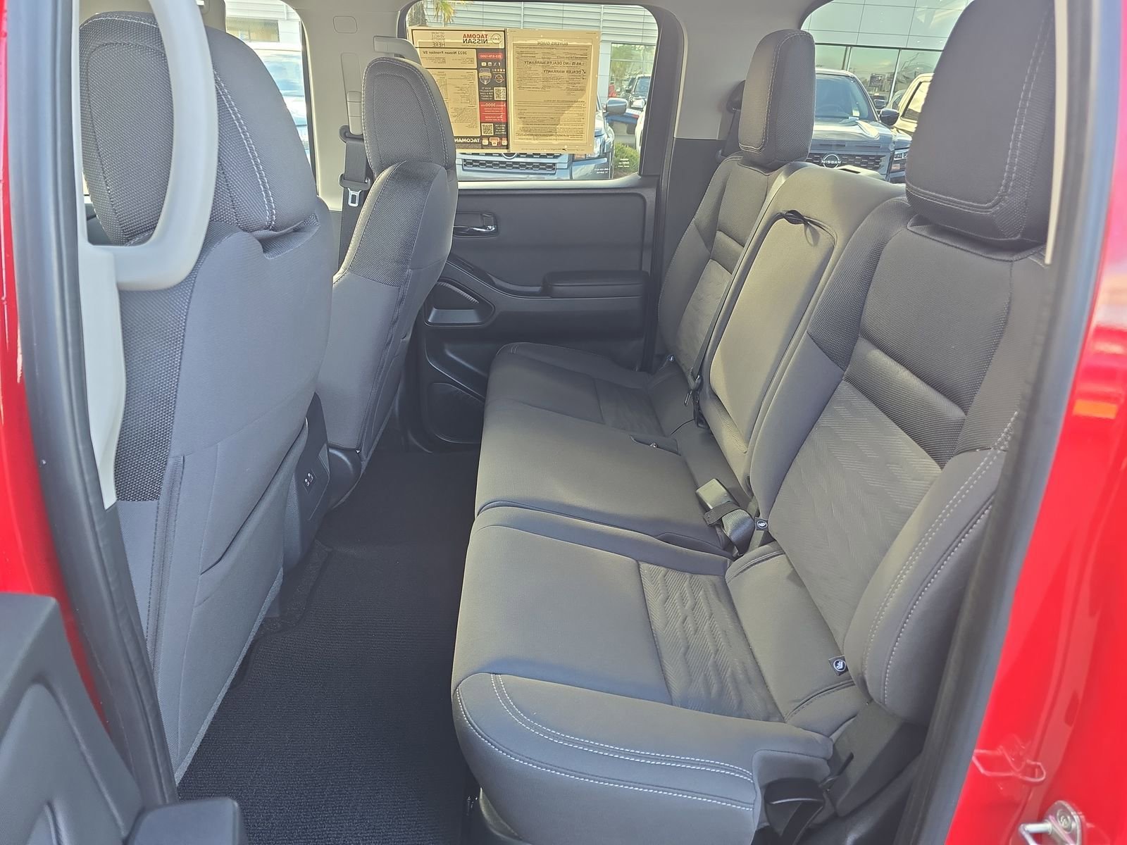 Used 2022 Nissan Frontier SV image 26