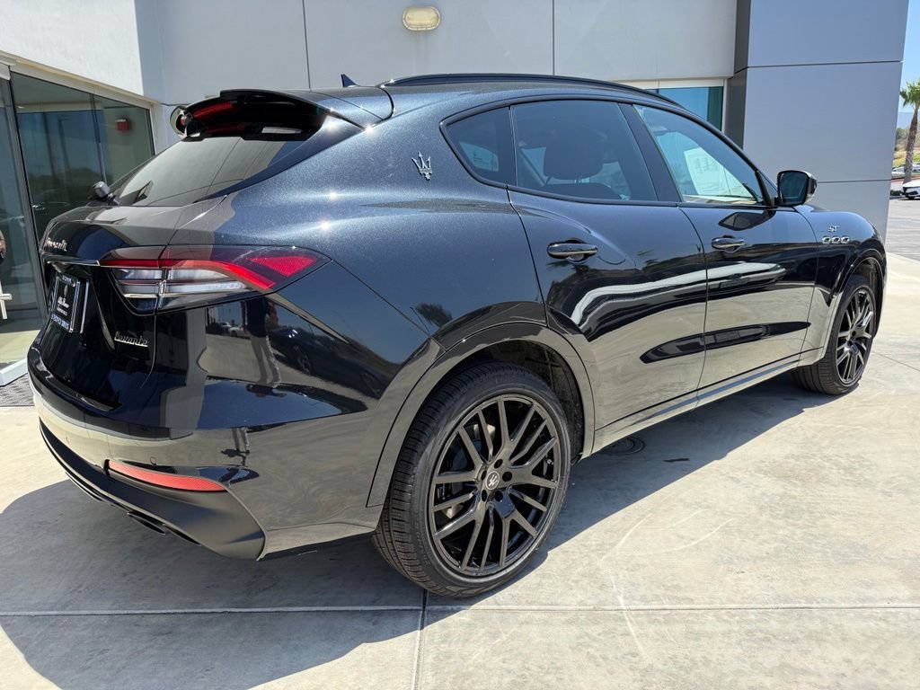 Certified 2022 Maserati Levante GT AWD/4WD image 4