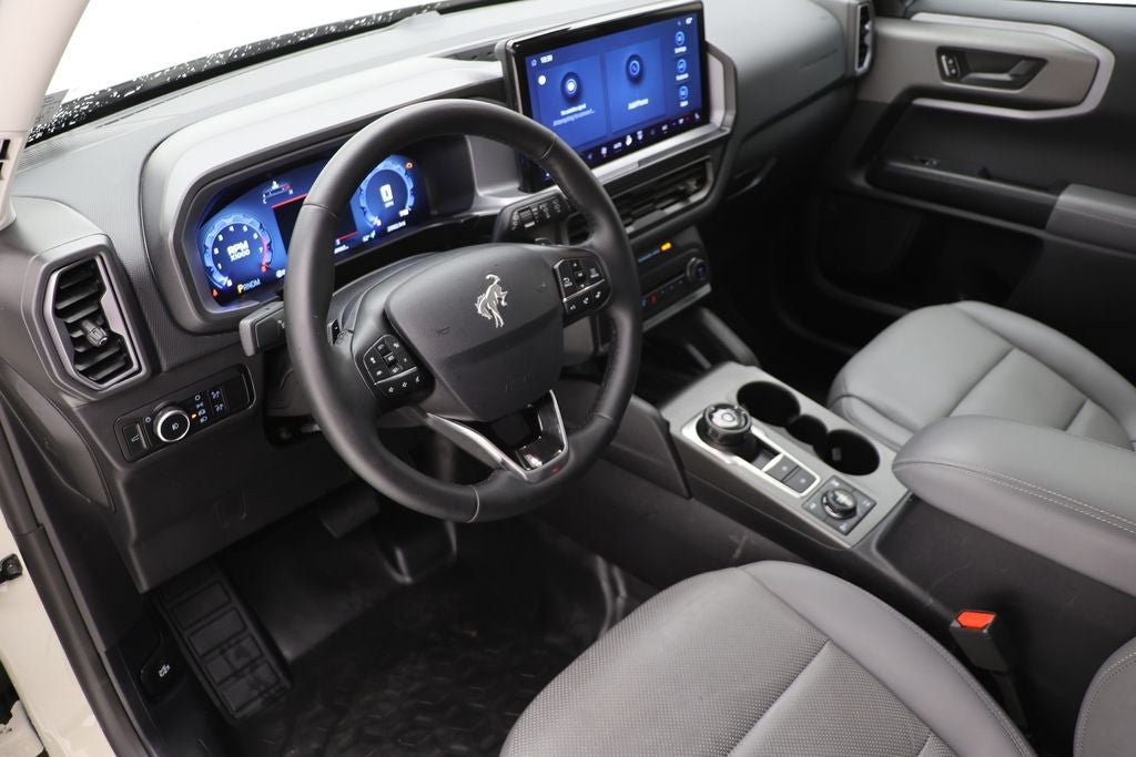 Used 2025 Ford Bronco Sport Badlands AWD/4WD image 14