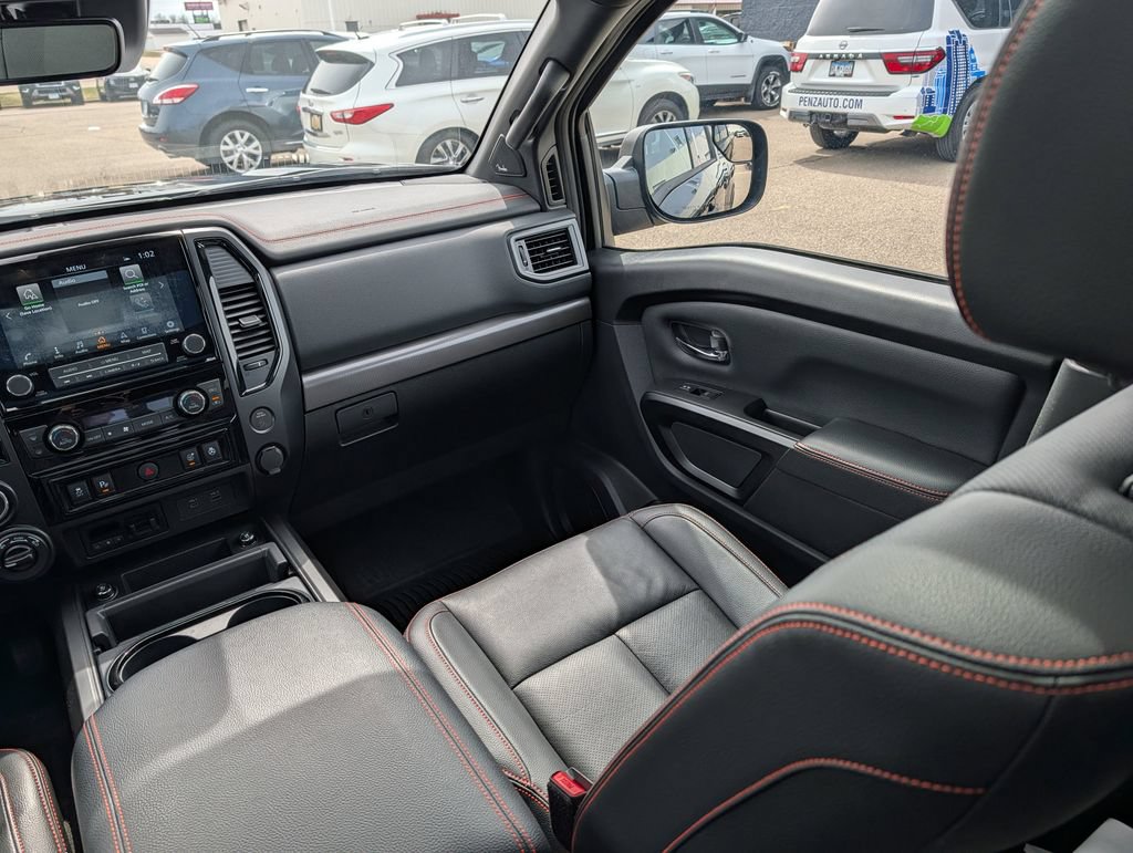 Used 2024 Nissan Titan PRO-4X w/ Pro-4x Convenience Package AWD/4WD image 11
