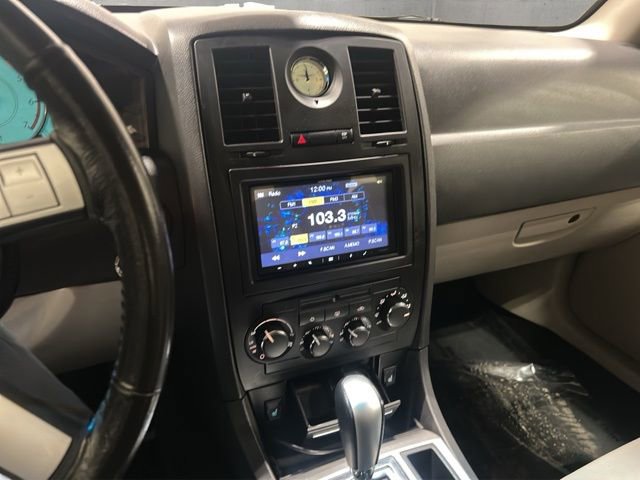Used 2006 Chrysler 300 C image 19