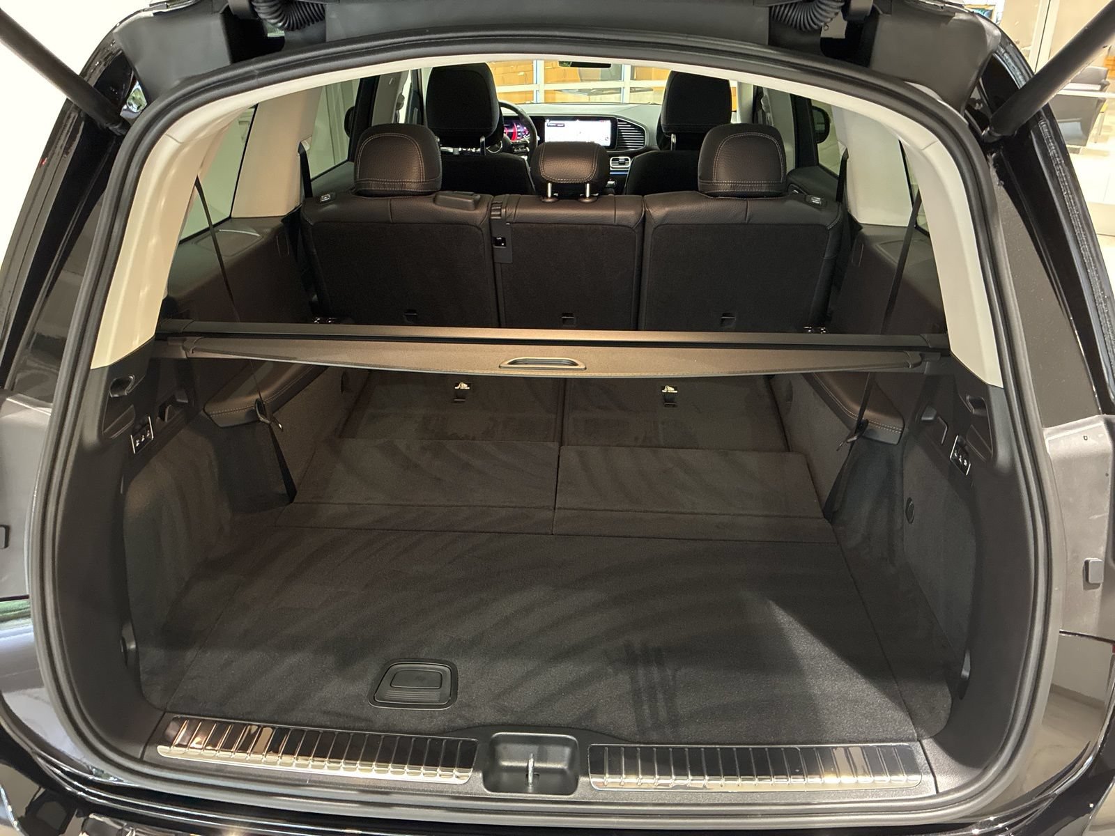 New 2026 Mercedes-Benz GLS 450 4MATIC image 22