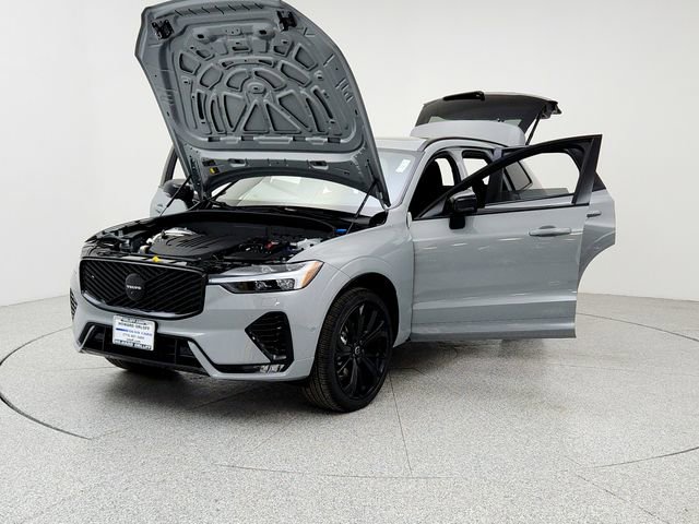 New 2026 Volvo XC60 B5 Ultra w/ Climate Package image 9